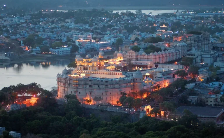 1463814481_Evening_view__City_Palace__Udaipur.jpg